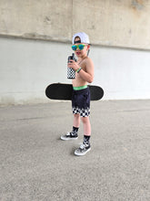 Load image into Gallery viewer, Checkered floating straps