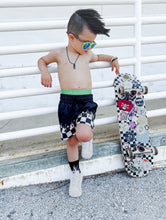 Load image into Gallery viewer, Electric checks bamboo