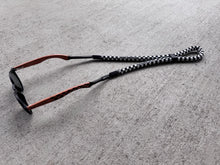 Load image into Gallery viewer, Checkered floating straps