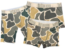 Load image into Gallery viewer, Hide &amp; Bro Seek
