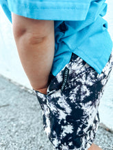 Load image into Gallery viewer, Black and White Tie Dye
