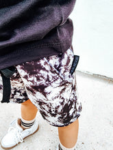 Load image into Gallery viewer, Black and White Tie Dye
